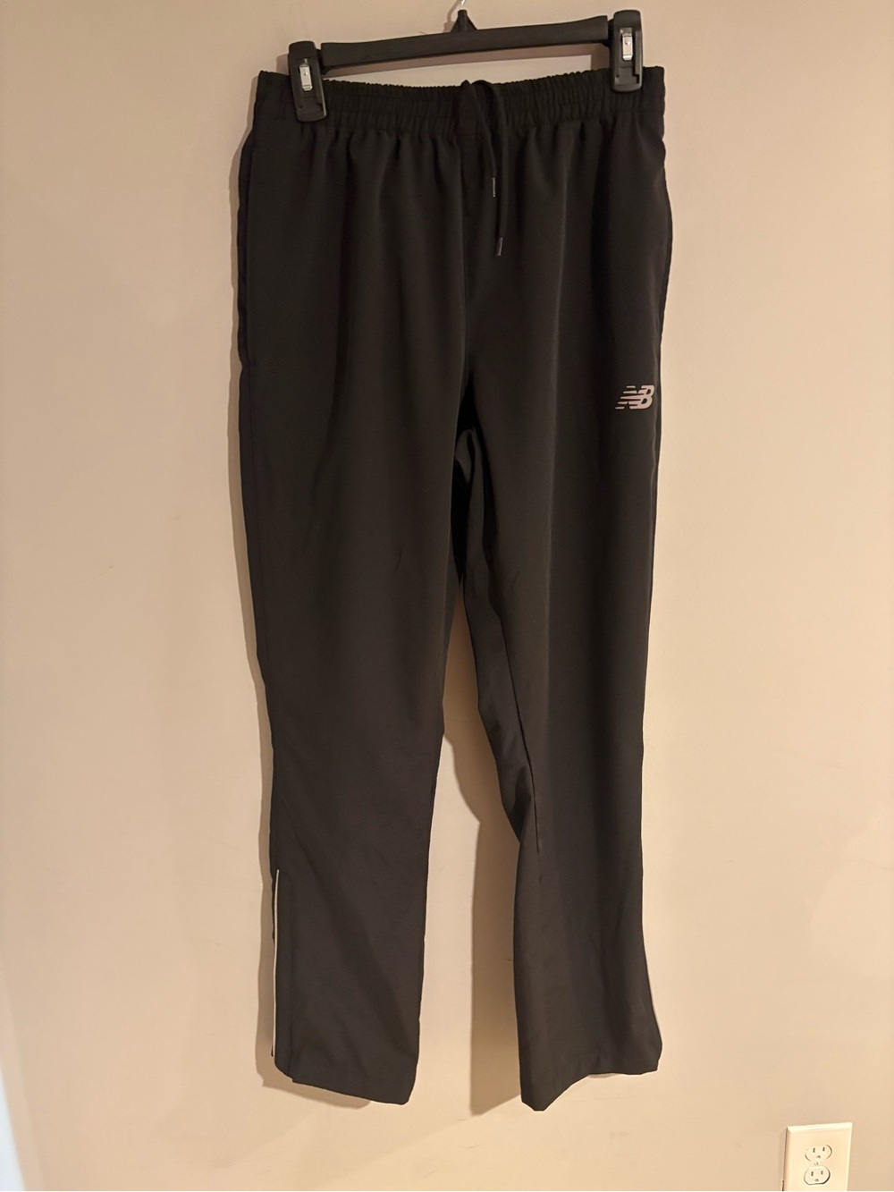 New Balance Black Running Pants Women’s S Reflective Zip Ankle Athletic